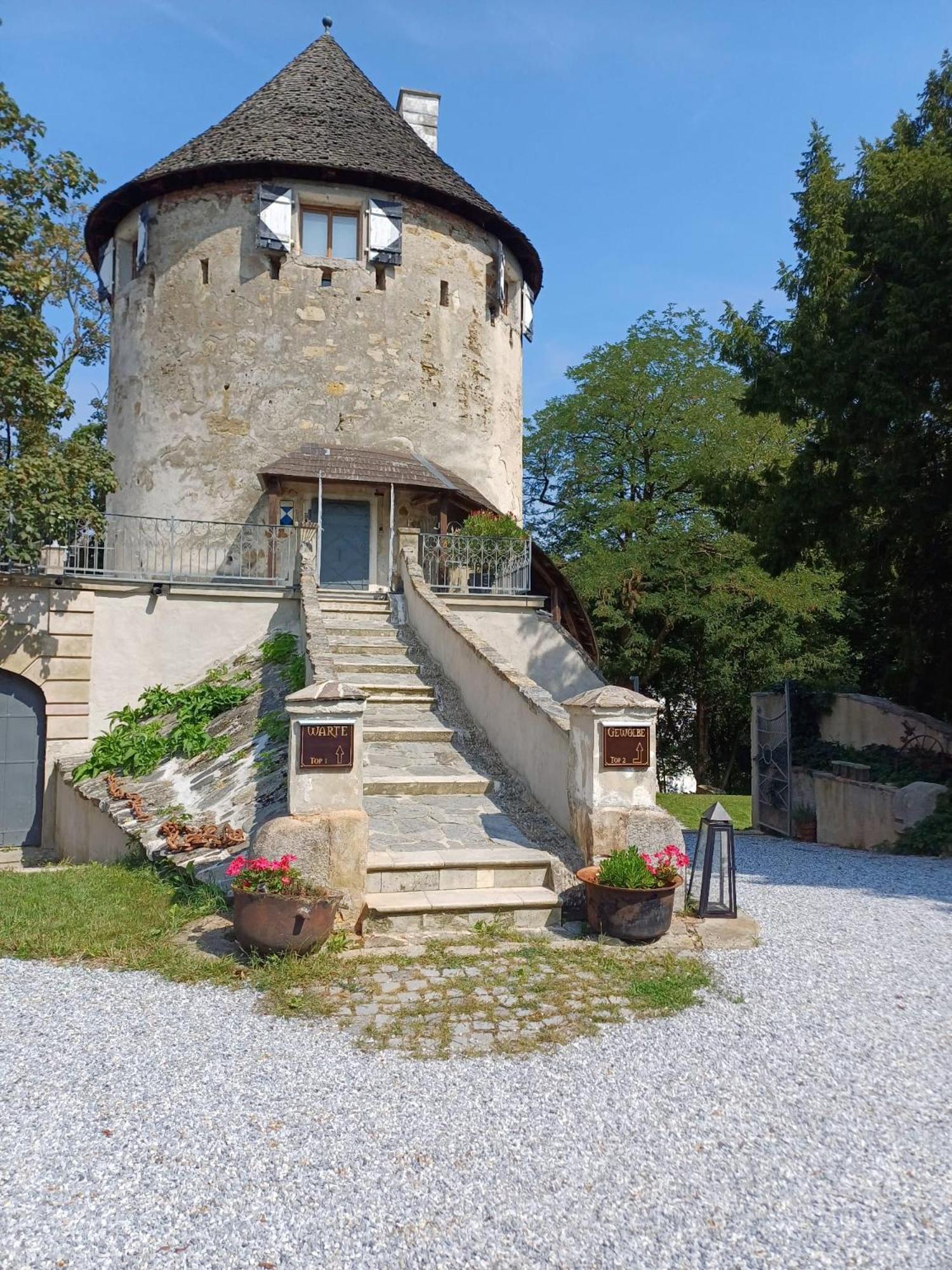 Der Turm Leiben Apartments Εξωτερικό φωτογραφία